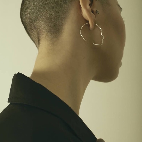 ❤️‍🔥𝕤𝕒𝕝𝕖❤️‍🔥 face hoop earrings - Picture 9 of 9